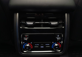 Подержанный автомобиль Tank 500 2023 года (11 фото)