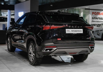 Подержанный автомобиль Omoda C5 2023 года (6 фото)