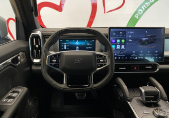 Подержанный автомобиль Jetour T2 2024 года (13 фото)