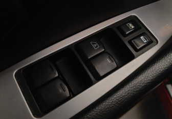 Подержанный автомобиль Nissan Murano Suv 2006 года (11 фото)