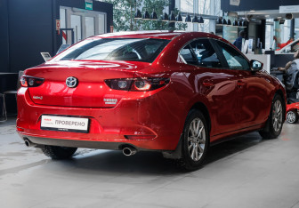Подержанный автомобиль Mazda 3 Sedan 2020 года (4 фото)
