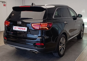 Подержанный автомобиль Kia Sorento 2018 года (4 фото)