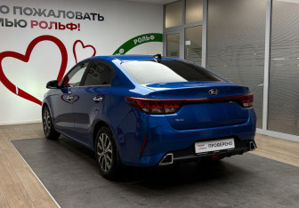 Подержанный автомобиль Kia Rio Sedan 2021 года (6 фото)