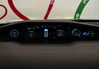 Подержанный автомобиль Changan UNI-V 2024 года (15 фото)