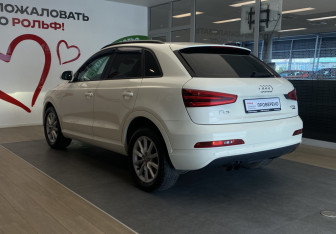Подержанный автомобиль Audi Q3 2013 года (6 фото)