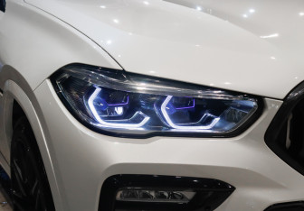 Подержанный автомобиль BMW X6 2020 года (31 фото)