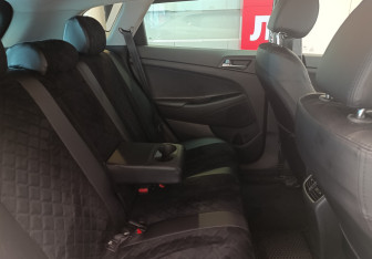 Подержанный автомобиль Hyundai Tucson 2016 года (7 фото)