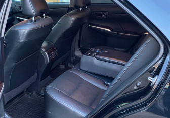 Подержанный автомобиль Toyota Camry Sedan 2015 года (11 фото)