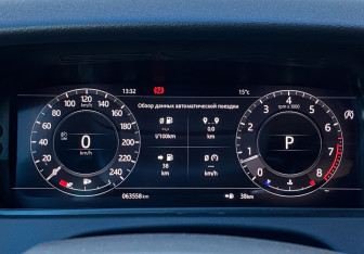 Подержанный автомобиль Land Rover Range Rover Velar 2019 года (25 фото)