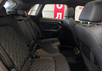 Новый Audi Q3 2025 (16 фото)