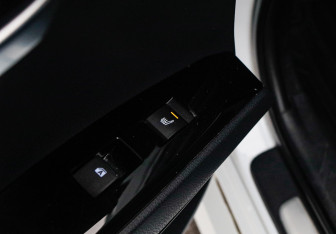 Подержанный автомобиль Toyota Camry Sedan 2018 года (15 фото)