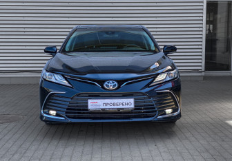 Подержанный автомобиль Toyota Camry Sedan 2023 года (2 фото)