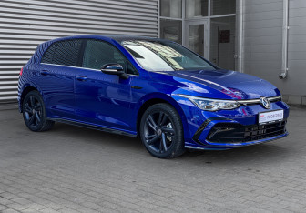 Подержанный автомобиль Volkswagen Golf Hatchback 2021 года (3 фото)
