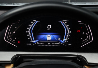 Подержанный автомобиль Changan Hunter Plus 2024 года (16 фото)