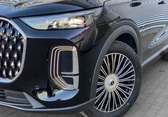 Подержанный автомобиль Chery Tiggo 9 2024 года (4 фото)