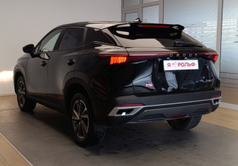 Подержанный автомобиль Omoda C5 2024 года (6 фото)