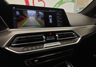 Подержанный автомобиль BMW X5 2019 года (9 фото)