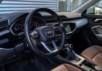Подержанный автомобиль Audi Q3 2020 года (16 фото)