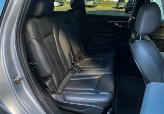 Подержанный автомобиль Audi Q7 2020 года (11 фото)