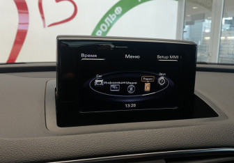 Подержанный автомобиль Audi Q3 2013 года (17 фото)