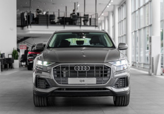 Новый Audi Q8 2025 (3 фото)