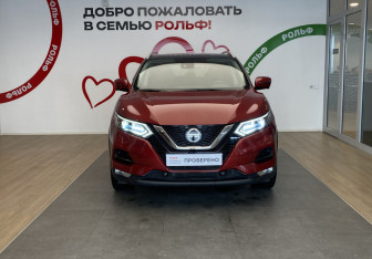 Подержанный автомобиль Nissan Qashqai 2020 года (2 фото)