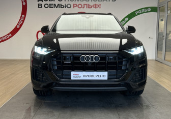 Подержанный автомобиль Audi Q8 2019 года (2 фото)