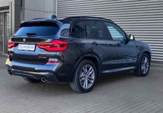 Подержанный автомобиль BMW X3 2020 года (5 фото)