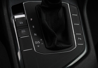 Подержанный автомобиль Volkswagen Tiguan 2019 года (17 фото)