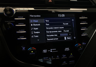 Подержанный автомобиль Toyota Camry Sedan 2020 года (23 фото)