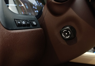 Подержанный автомобиль Lexus RX 2019 года (14 фото)