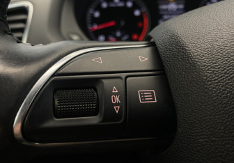 Подержанный автомобиль Audi Q3 2013 года (22 фото)
