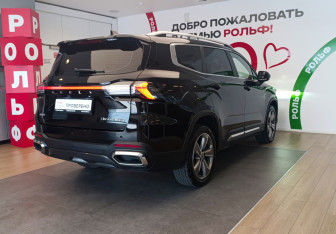 Подержанный автомобиль Geely Okavango 2024 года (4 фото)
