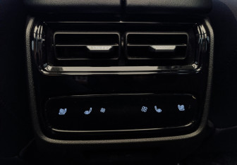 Подержанный автомобиль Chery Tiggo 9 2024 года (12 фото)