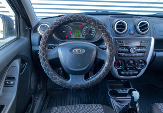 Подержанный автомобиль LADA (ВАЗ) Granta Sedan 2016 года (11 фото)