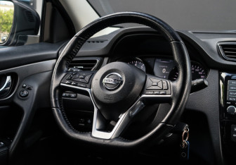 Подержанный автомобиль Nissan Qashqai 2019 года (11 фото)