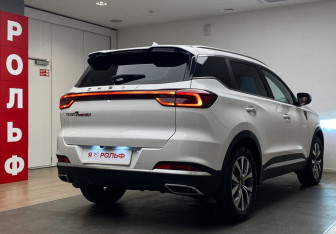 Подержанный автомобиль Chery Tiggo 7 Pro Max 2023 года (4 фото)