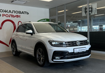 Подержанный автомобиль Volkswagen Tiguan 2019 года (3 фото)