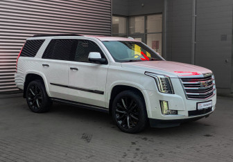 Подержанный автомобиль Cadillac Escalade Suv 2020 года (3 фото)