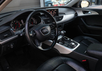 Подержанный автомобиль Audi A6 Sedan 2011 года (12 фото)