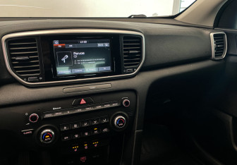 Подержанный автомобиль Kia Sportage 2019 года (11 фото)