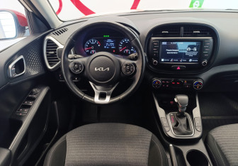 Подержанный автомобиль Kia Soul 2022 года (11 фото)