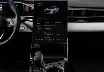 Подержанный автомобиль Geely Atlas 2024 года (13 фото)