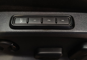 Подержанный автомобиль Volkswagen Tiguan 2018 года (14 фото)