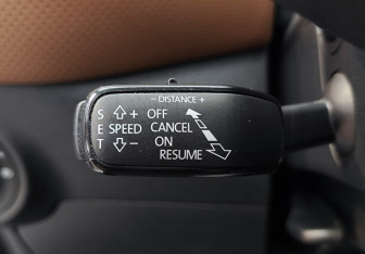 Подержанный автомобиль Skoda Kodiaq 2023 года (16 фото)