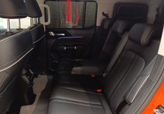 Подержанный автомобиль Tank 300 2024 года (10 фото)