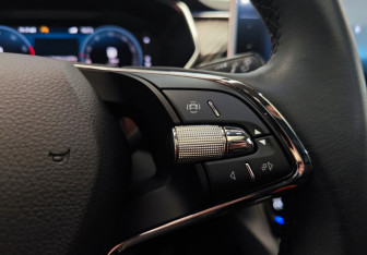 Подержанный автомобиль Skoda Kodiaq 2023 года (14 фото)