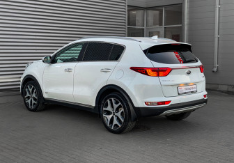 Подержанный автомобиль Kia Sportage 2018 года (7 фото)
