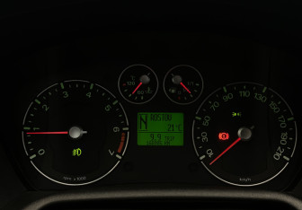 Подержанный автомобиль Ford Fusion 2007 года (16 фото)