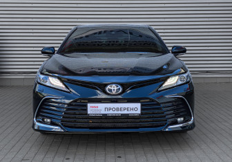 Подержанный автомобиль Toyota Camry Sedan 2023 года (2 фото)
